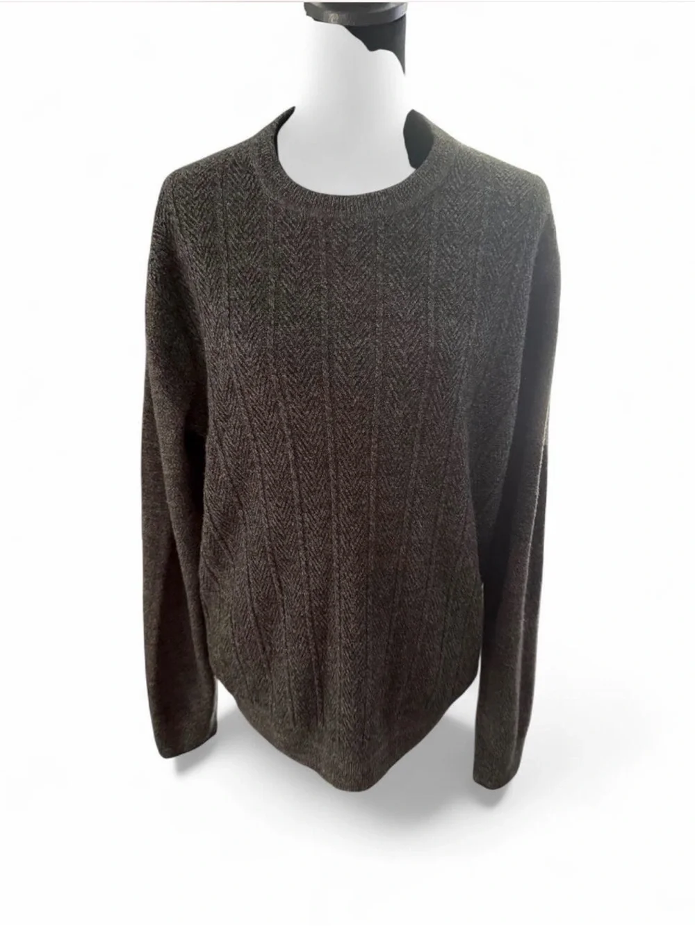 Dockers Men’s Medium Charcoal Gray Textured Knit Crewneck Sweater